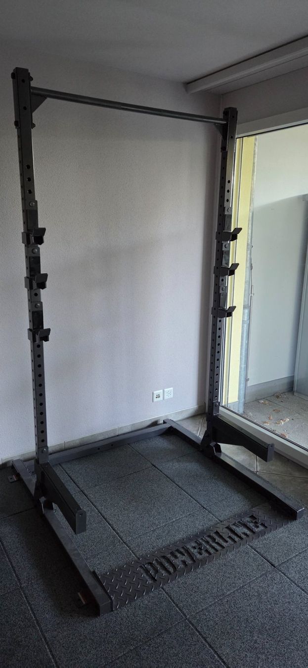 Vélos d'appartement: Powerline Half Rack PPR500 – D'occasion à Pfäffikon SZ par jov_s72s