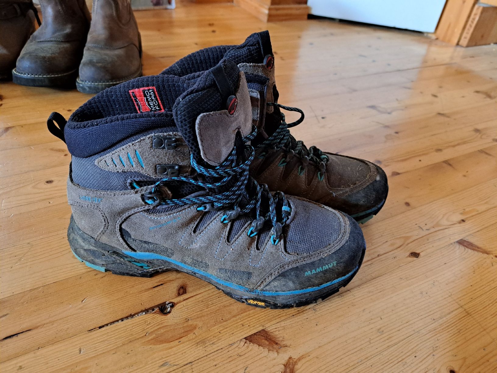 Mammut Scarpe da uomo: Mammut 41 Wanderschuh wenig getragen! – Usato da Niederstocken venduto da Cocos_nut