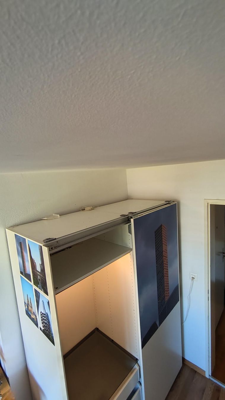 Ikea Armadi: Kleiderschrank Ikea – Usato da Zürich venduto da Lpatani 4