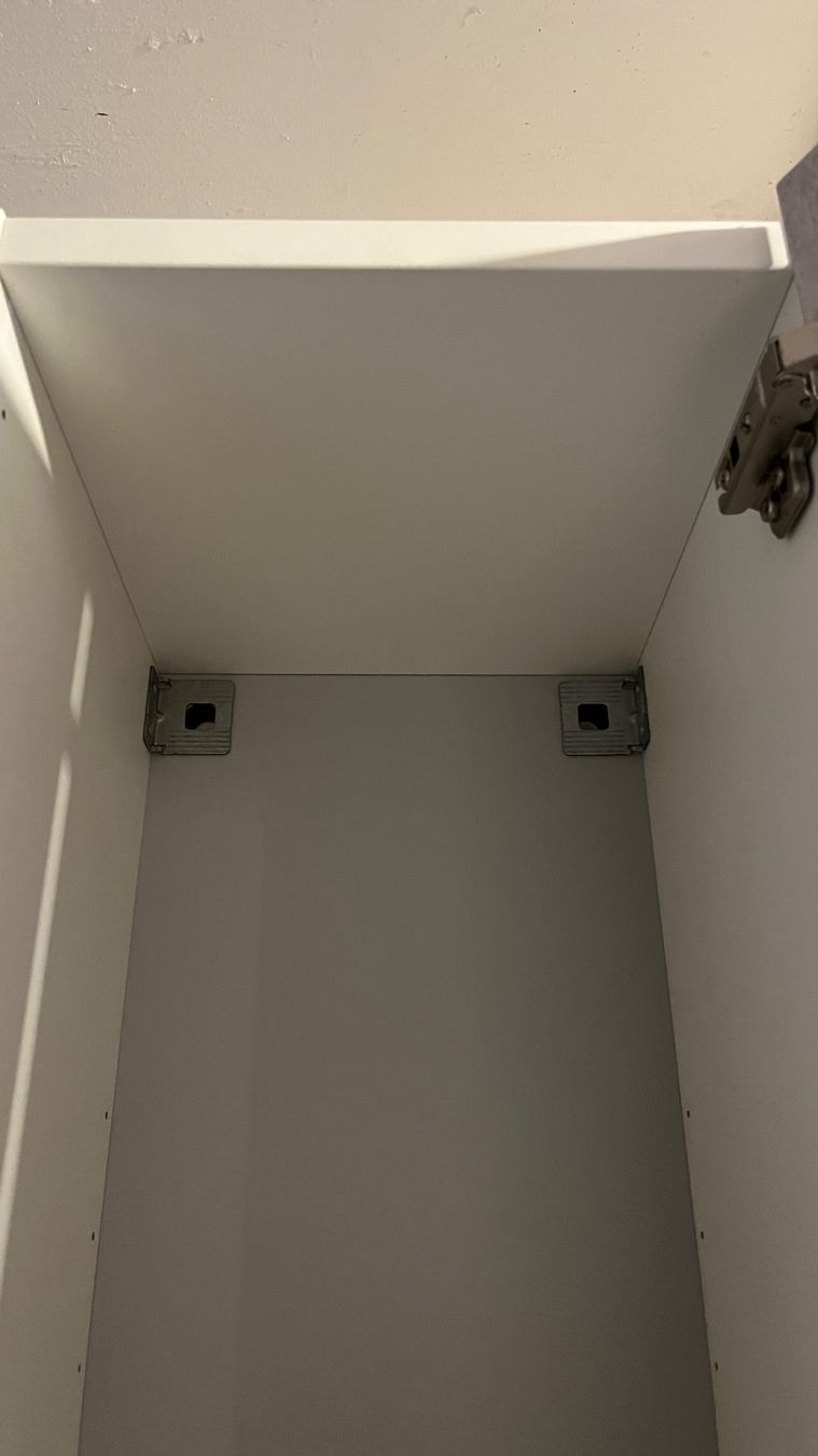Ikea Armadi: Badezimmerschrank – Usato da Bern venduto da LeaSes 3