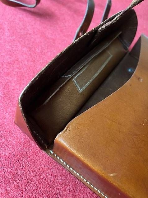 Kartentasche Leder, 25x18x5cm. CH-Militär - neuwertig 4