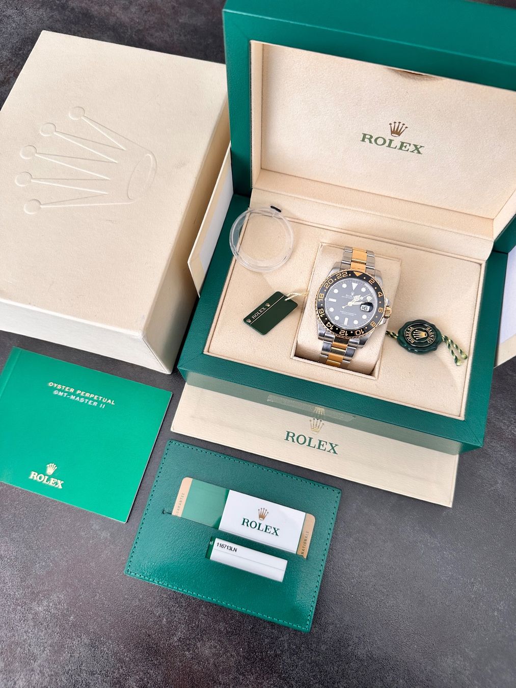 Rolex Orologi: Rolex GMT Master II - Ref. 116713LN – Usato da Genève venduto da SovereignWatch 5