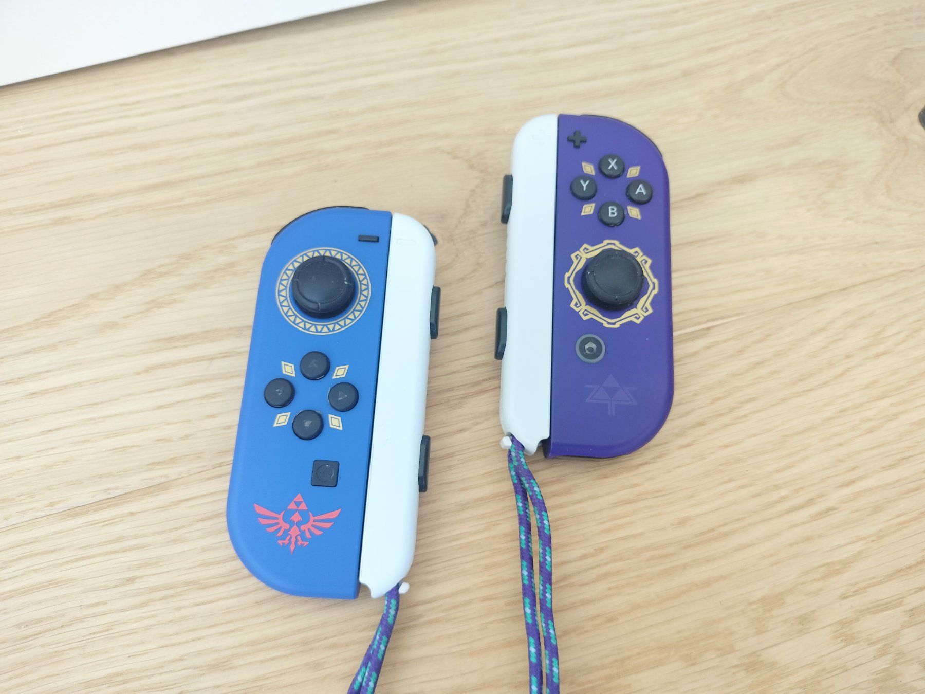 Controller: Nintendo Switch Joy-Cons Zelda Edition – Usato da Wil SG venduto da kaizzen 1