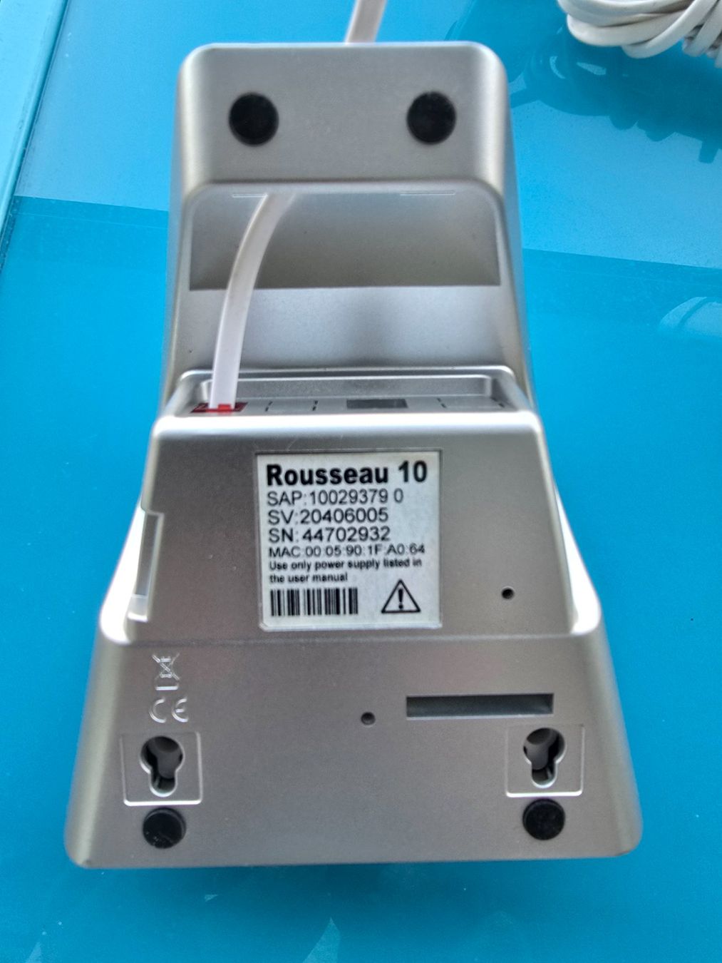 Swisscom Telefone: Rousseau 10 Basisstation mit 4 Telefone – Gebraucht aus Reinach AG von softwareladen 3