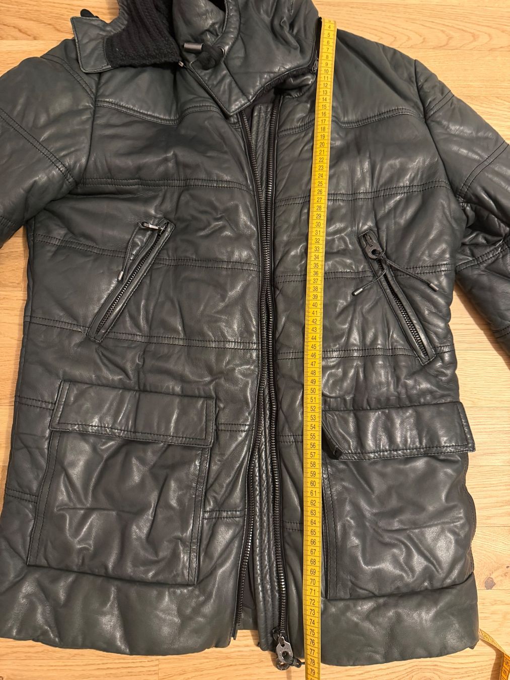 Bally Jacken: Bally Winter Jacke - Gr. M/L – Neu (gemäss Beschreibung) aus Zug von pav_q5f7 5