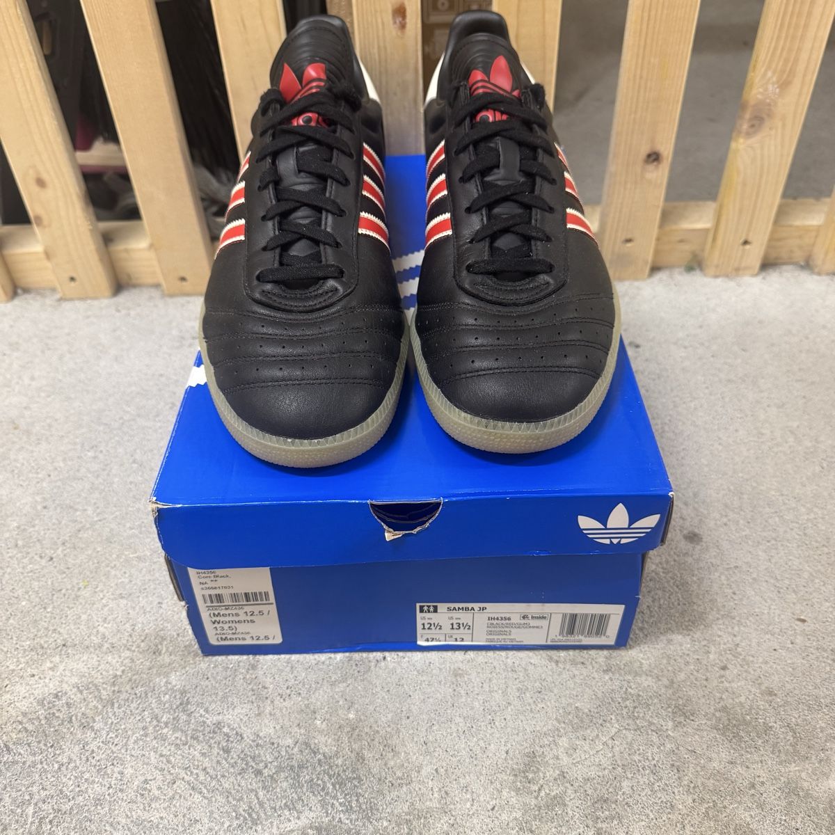 Adidas Scarpe da uomo: Adidas Samba JP (47 1/3) – Nuovo (secondo la descrizione) da Horw venduto da Eomer 1