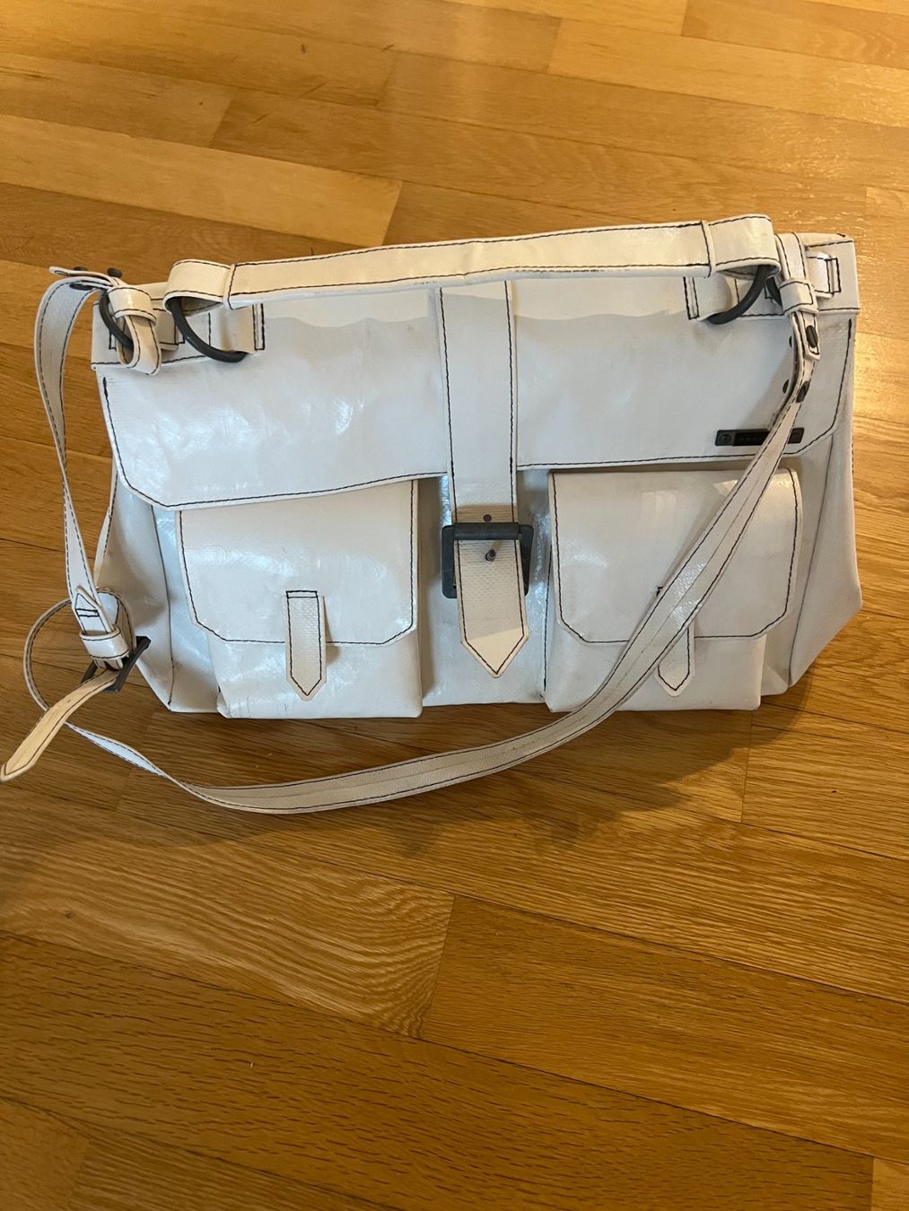 Freitag Borse da donna: Freitag Tasche Noyer R 113 – Usato da Maschwanden venduto da joho04