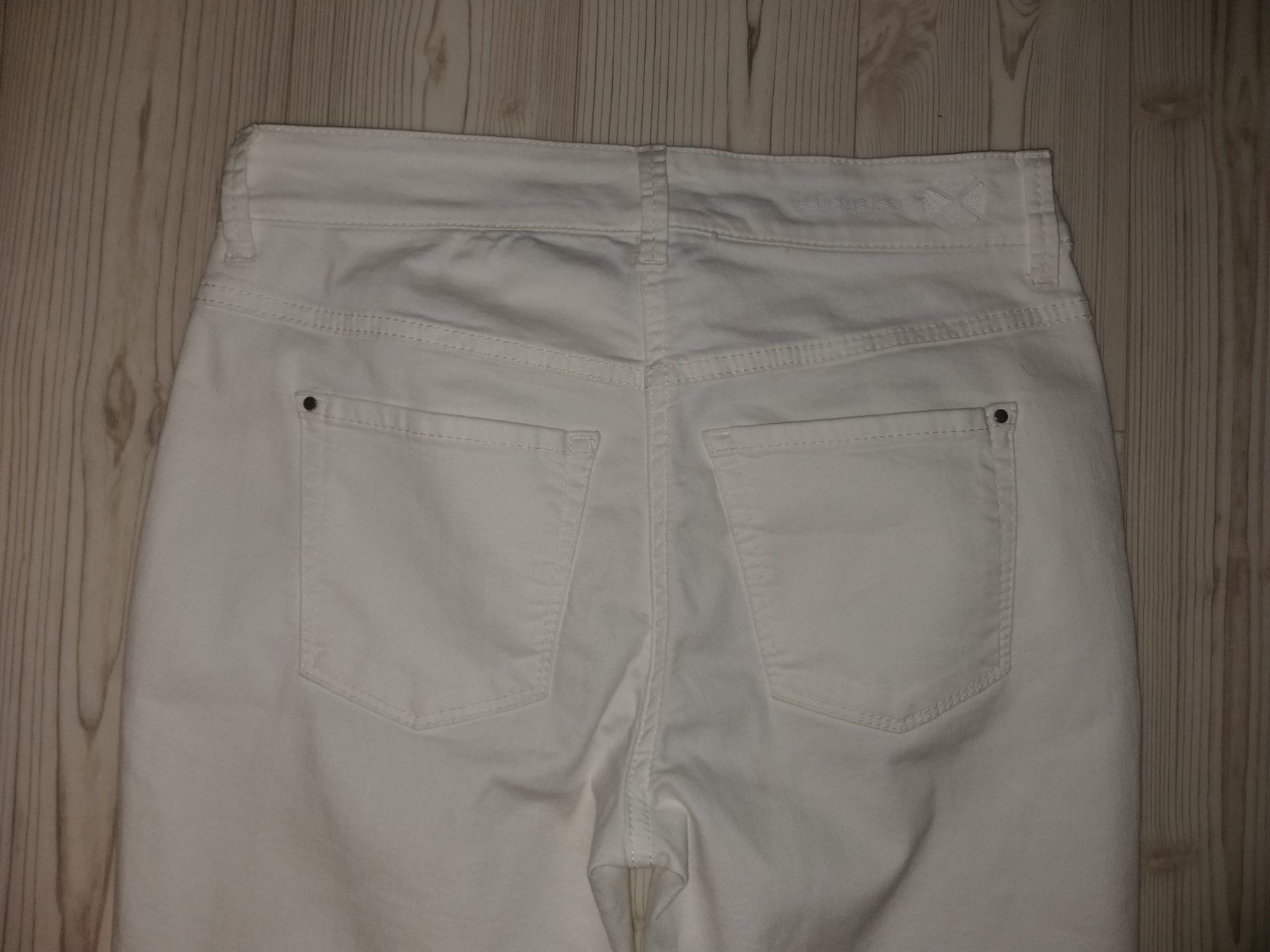 Jeans: Jeans MAC   Taille / Grosse 34 CH ....... – Usato da Cossonay-ville venduto da Super-Price-Quality 5