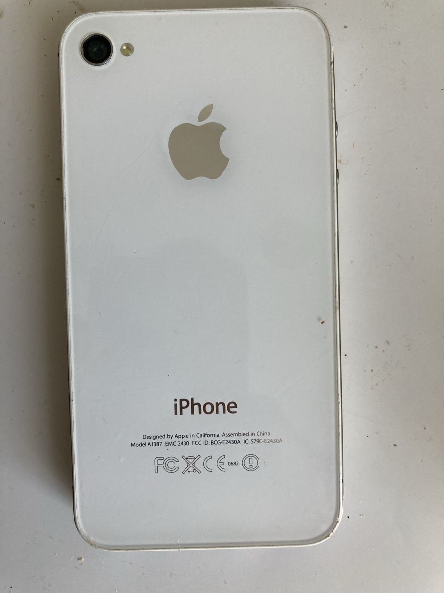 Apple Telefoni cellulari / Smartphones: iPhone 4s A1387 DEFEKT – Difettoso da Flawil venduto da rcnkr 1