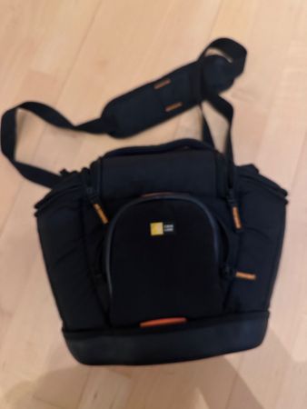 Case Logic Kameratasche schwarz, guter Zustand