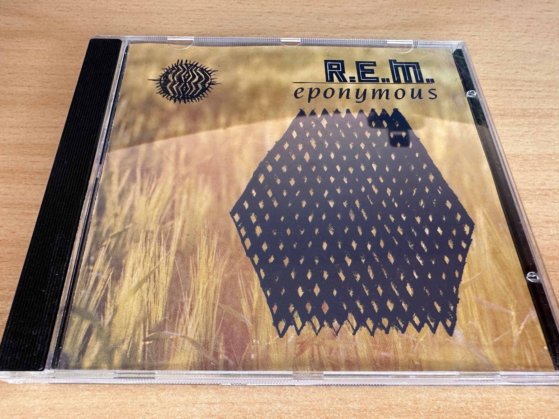 CD: R.E.M. – Eponymous – Usato da Rikon im Tösstal venduto da Alpenmutz