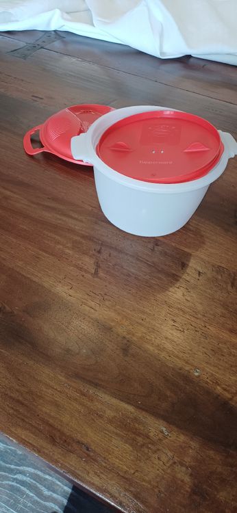 Tupperware Microplus Rotondo 2.25l - Ottimo stato! (Usato) a Origlio ...
