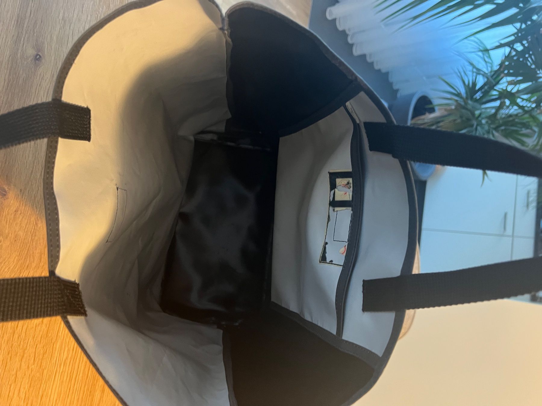 Borse da donna: Tasche, Tragtasche NUDA – Usato da Fällanden venduto da Caramel7 2