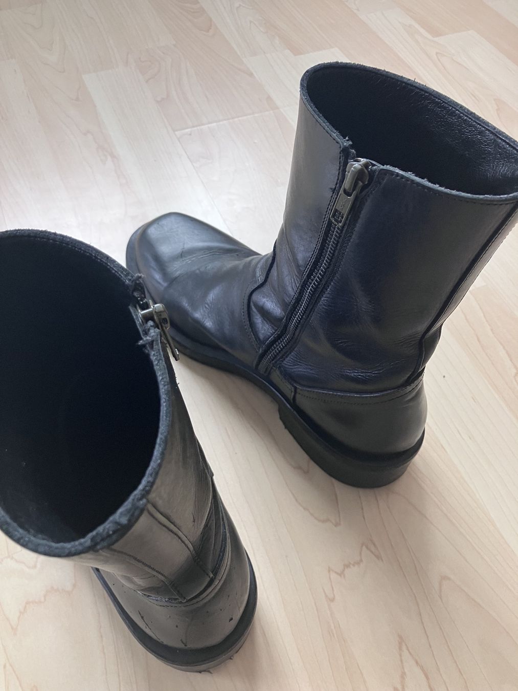 Scarpe da uomo: ANN DEMEULEMEESTER Labor Nero Leather Boots – Usato da Jona venduto da jallah 2