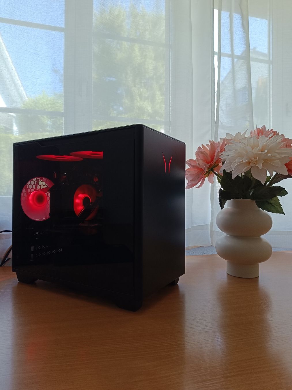 Intel PC: Gaming PC Intel Core Ultra 5, 32GB RAM, AMD RX 7600, Win 11 – Nuovo (secondo la descrizione) da Sitterdorf venduto da phoenix_85
