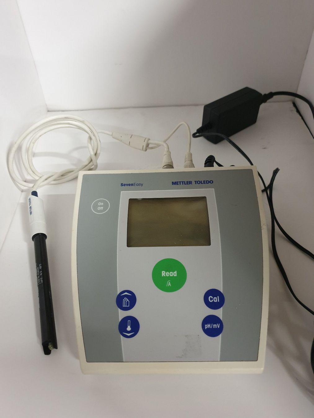 Mettler Toledo Messen: Mettler Toledo Seven Easy pH-Meter – Gebraucht aus Ecublens VD von Netfinity