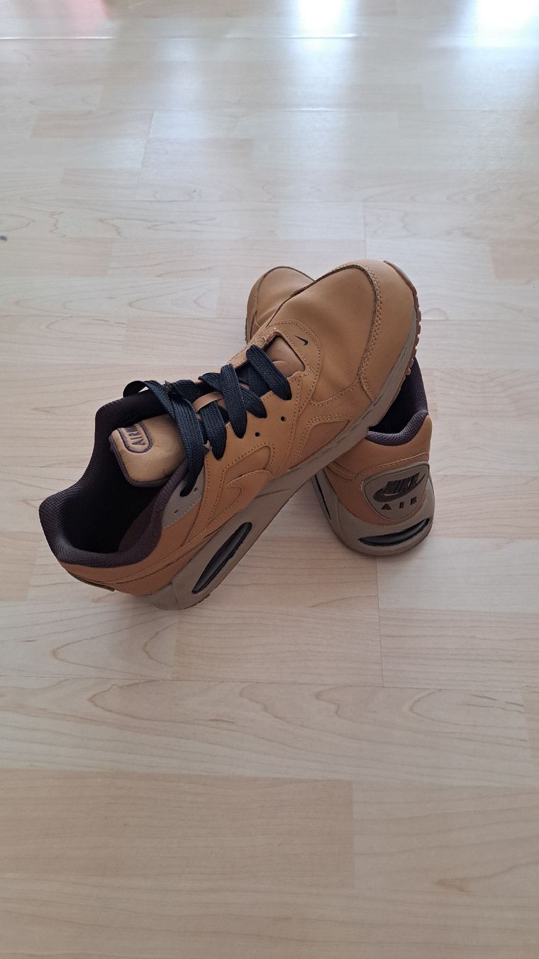 Nike Herrenschuhe: Schuhe – Neu (gemäss Beschreibung) aus Winterthur von 1977Ferrari 4