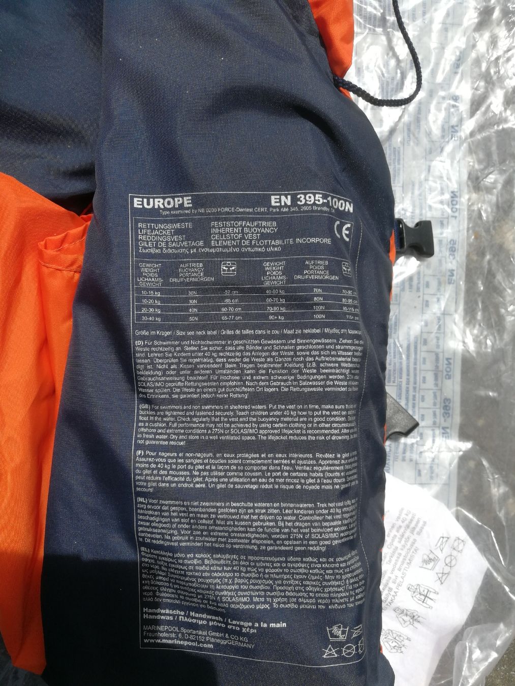 Giubbotti di salvataggio: Rettungsweste 70-90 Kg – Nuovo (secondo la descrizione) da Rüderswil venduto da CS80 2