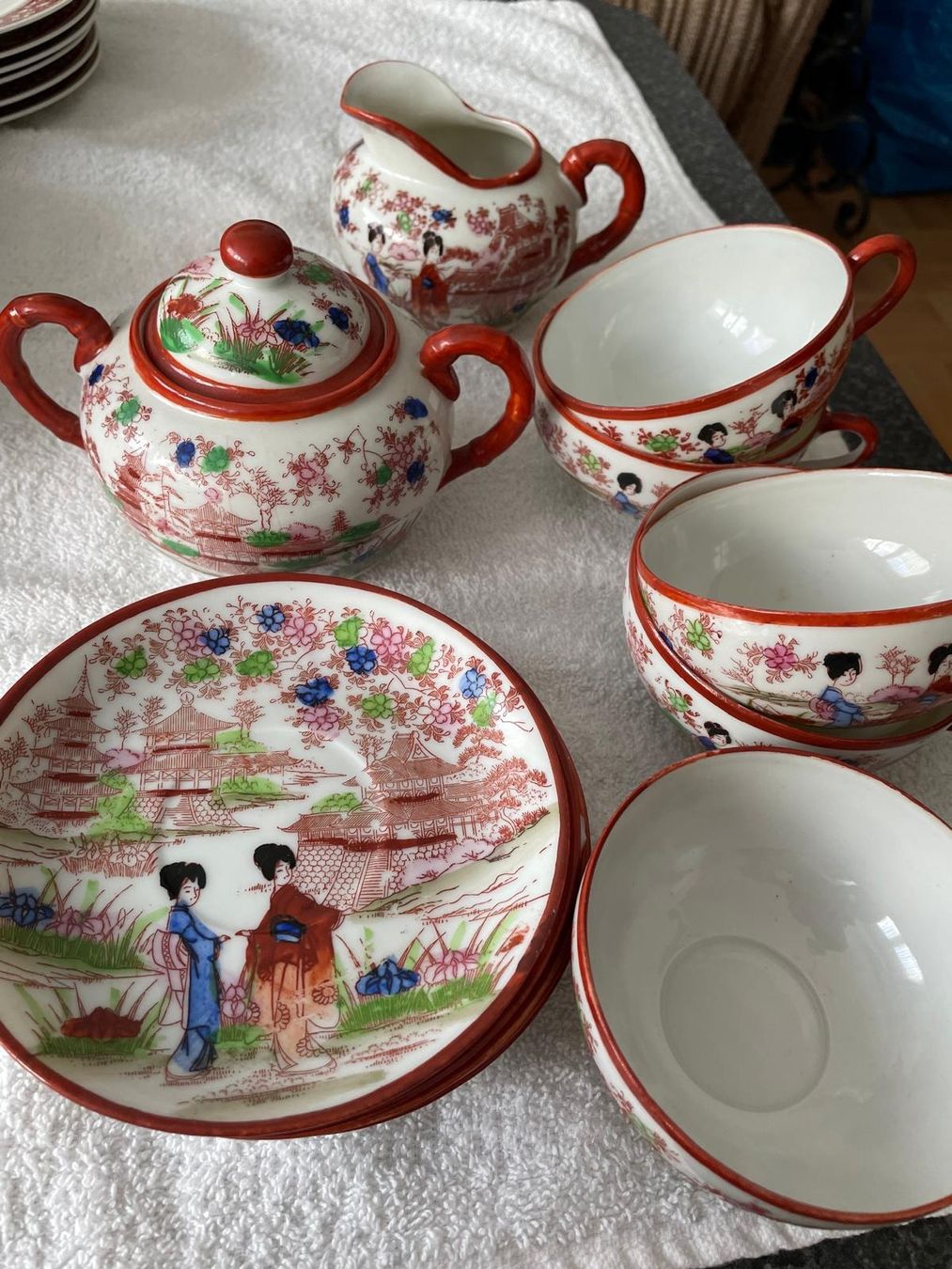 Set di piatti: Tee Service China Style – Usato da Engelberg venduto da Party_tendering 2