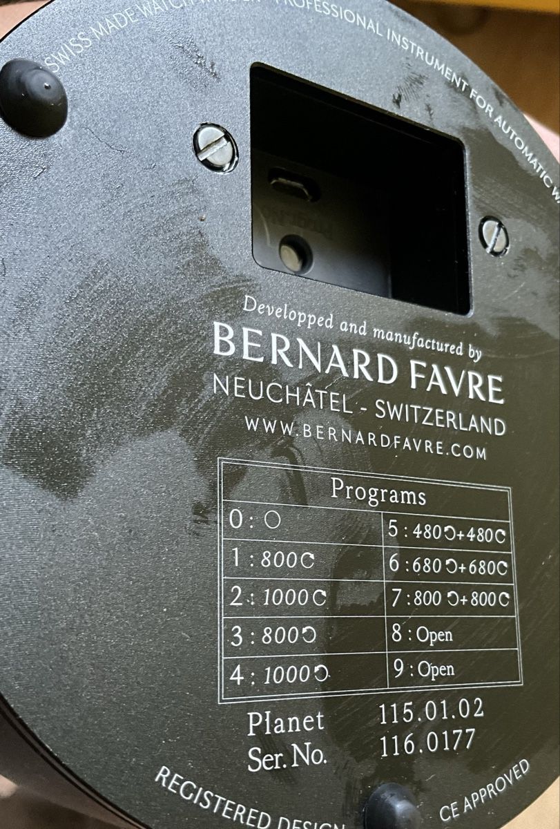 Cofanetto carica e porta orologi: BERNARD FAVRE UHRENBEWEGER – Usato da hinterkappelen venduto da nikonart 2