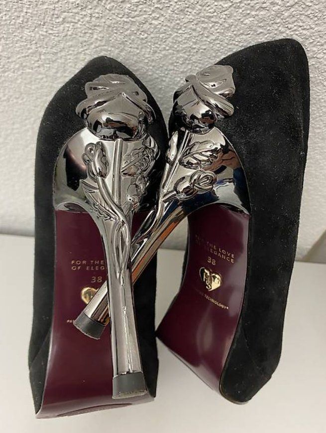 Tamaris Scarpe da donna: Tamaris High Heels schwarz, Grösse 38 – Usato da Thalwil venduto da sheepowl 1