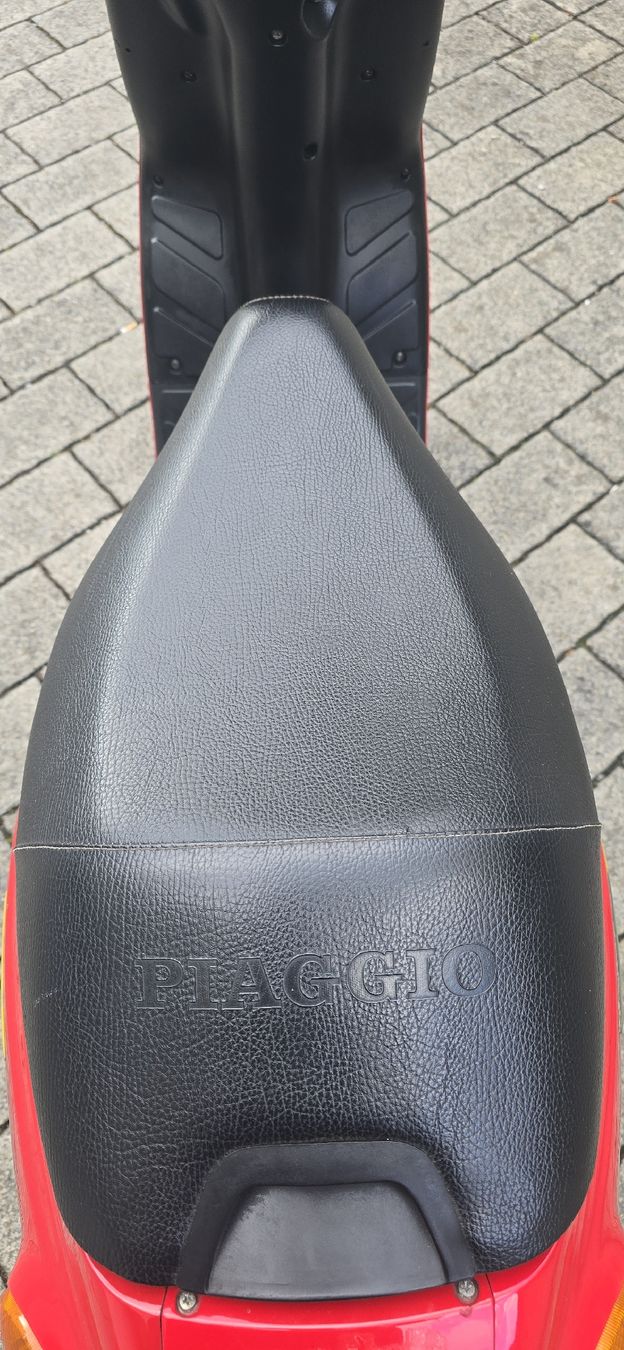 Piaggio Scooter: Piaggio Typhoon/Storm 50 ccm – Usato da Lachen SZ venduto da Conway 9