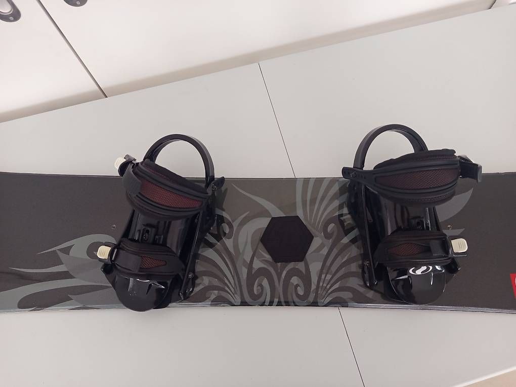 Boards: Snowboard Zuma WaveTwo 152 cm avec fixations  – D'occasion à Bulle par and_sw9g 4