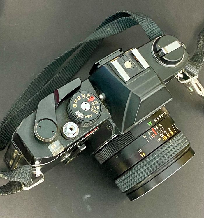 Konica Autoreflex TC + filtre Vivitar 55mm Skylight(1A) 3