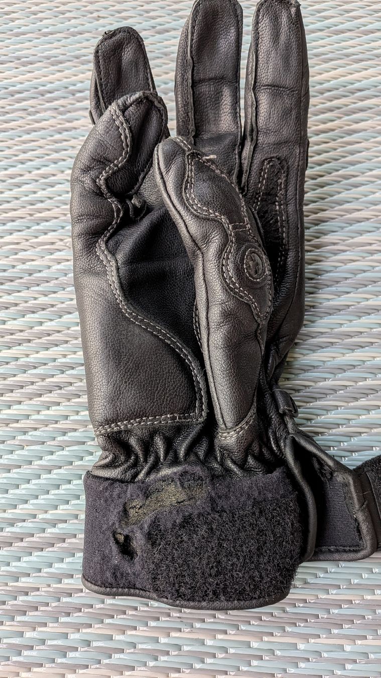 Guanti & manicotti: Motorradhandschuhe Leder, Schwarz – Usato da Richterswil venduto da andrinsto 2