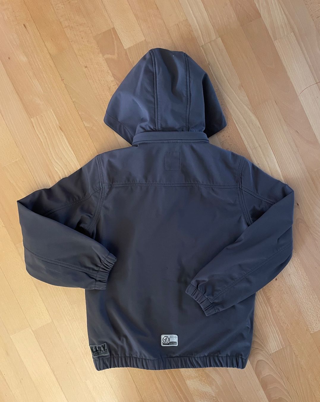 S.Oliver Giacche: s.Oliver Softshell-Jacke / Grösse 152 / dunkelgrau / TOP!!! – Usato da Winterthur venduto da LESA1015 1
