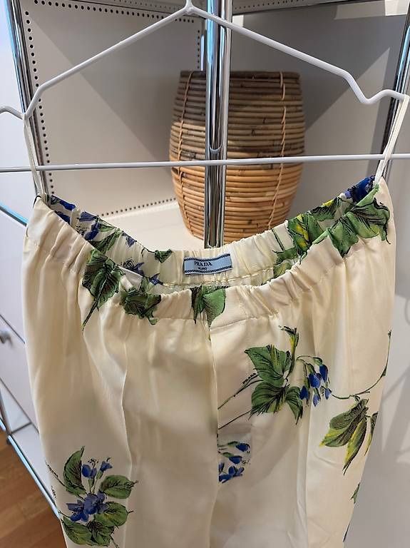 Prada Pantalons: PRADA HOSE SILK – Neuf (Voir description) à Schwyz par bofb 4