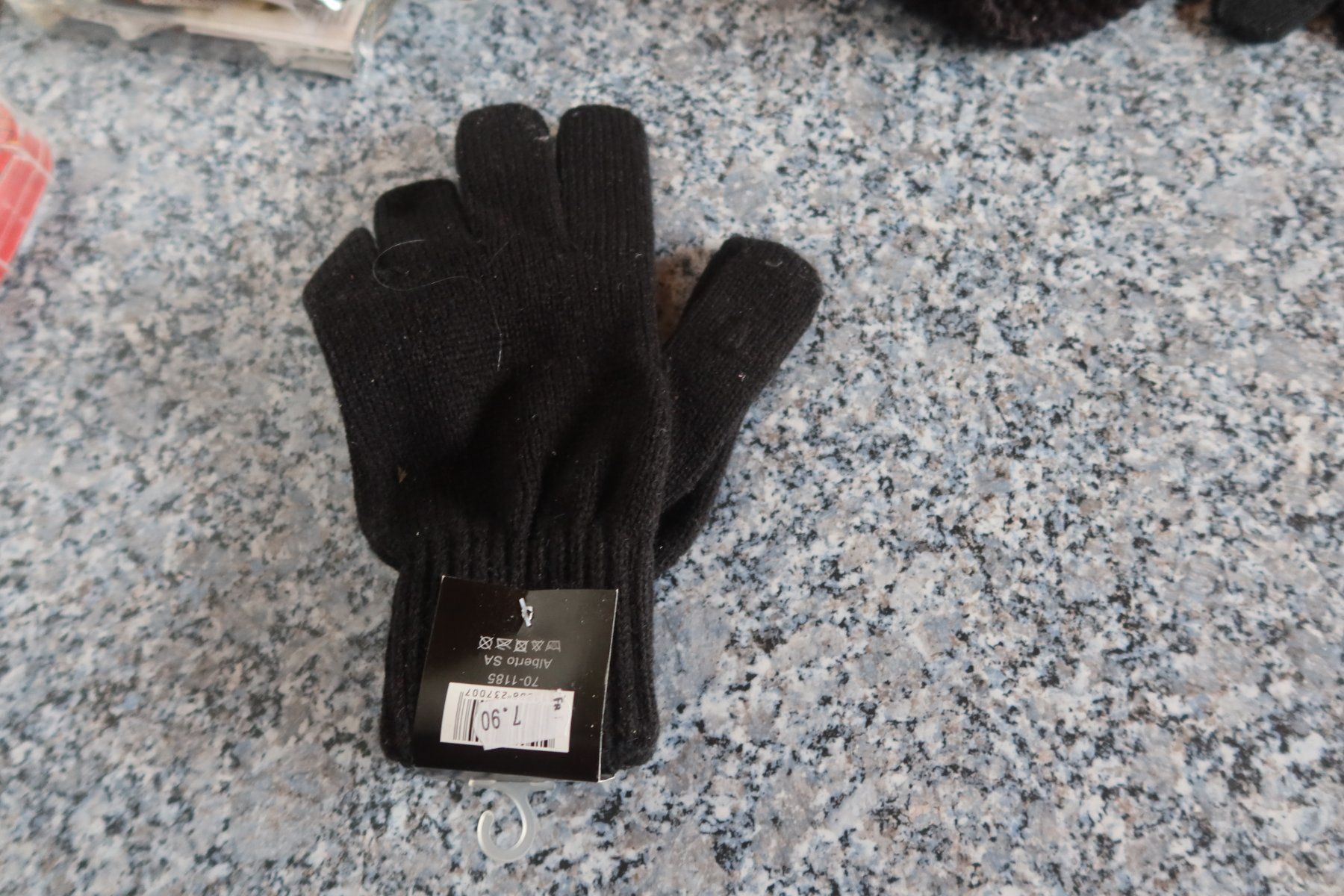 Handschuhe & Handstulpen: Handschuhe – Neu (gemäss Beschreibung) aus Täuffelen von Cindybussy