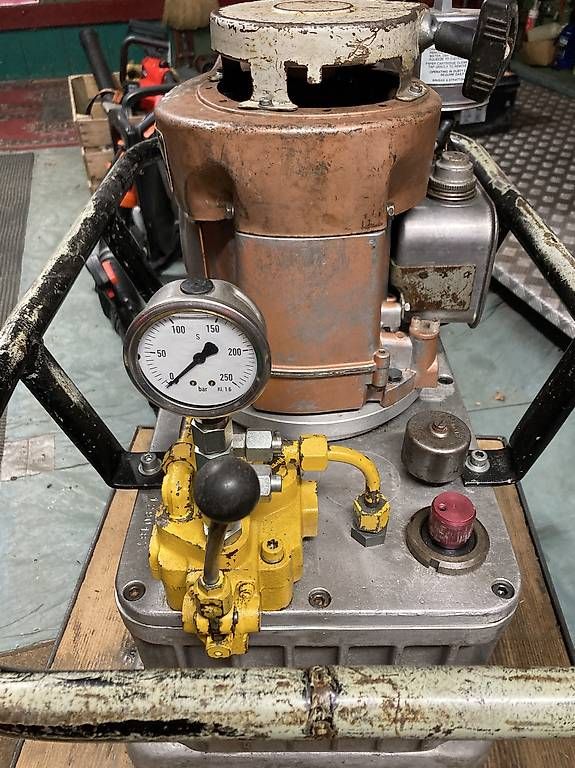 Tutte le macchine: Hydraulikaggregat – Usato da Reidermoos venduto da Ducati78 2