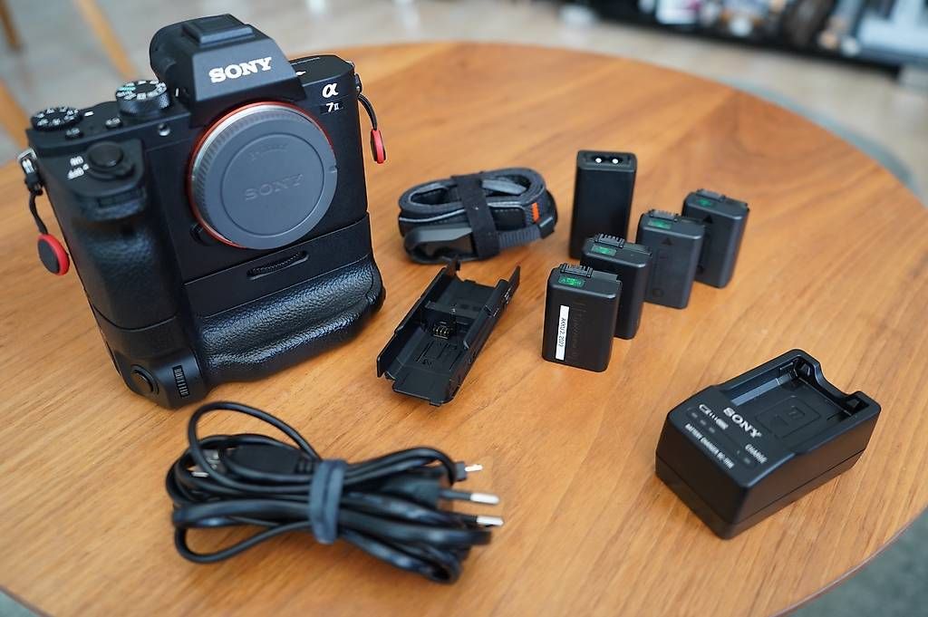 Fotocamera: Sony Alpha A7ii – Usato da Berikon venduto da M-Jaberg