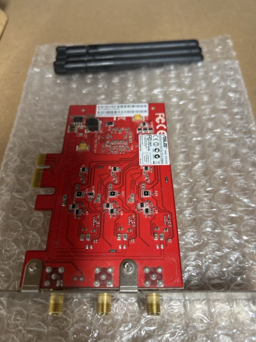 Unità & Adattatore: Asus PCE-AC88 Wireless AC3100 PCI-E Adapter with Antennas – Usato da Mülligen venduto da vagos85 1