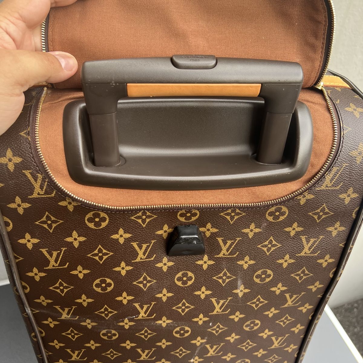 Louis Vuitton Borse: Wunderschöner Taschen Koffer von Louis Vuitton  – Usato da Wil SG venduto da Cristiano02062017 5