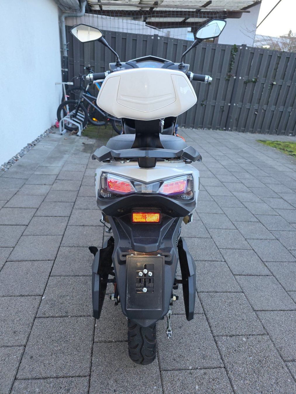 Scooter: E roller Vengo Leo – Usato da Derendingen venduto da curiskinho 3