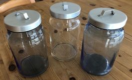 3 bocaux en verre vintage, couvercles alu, 1L env.