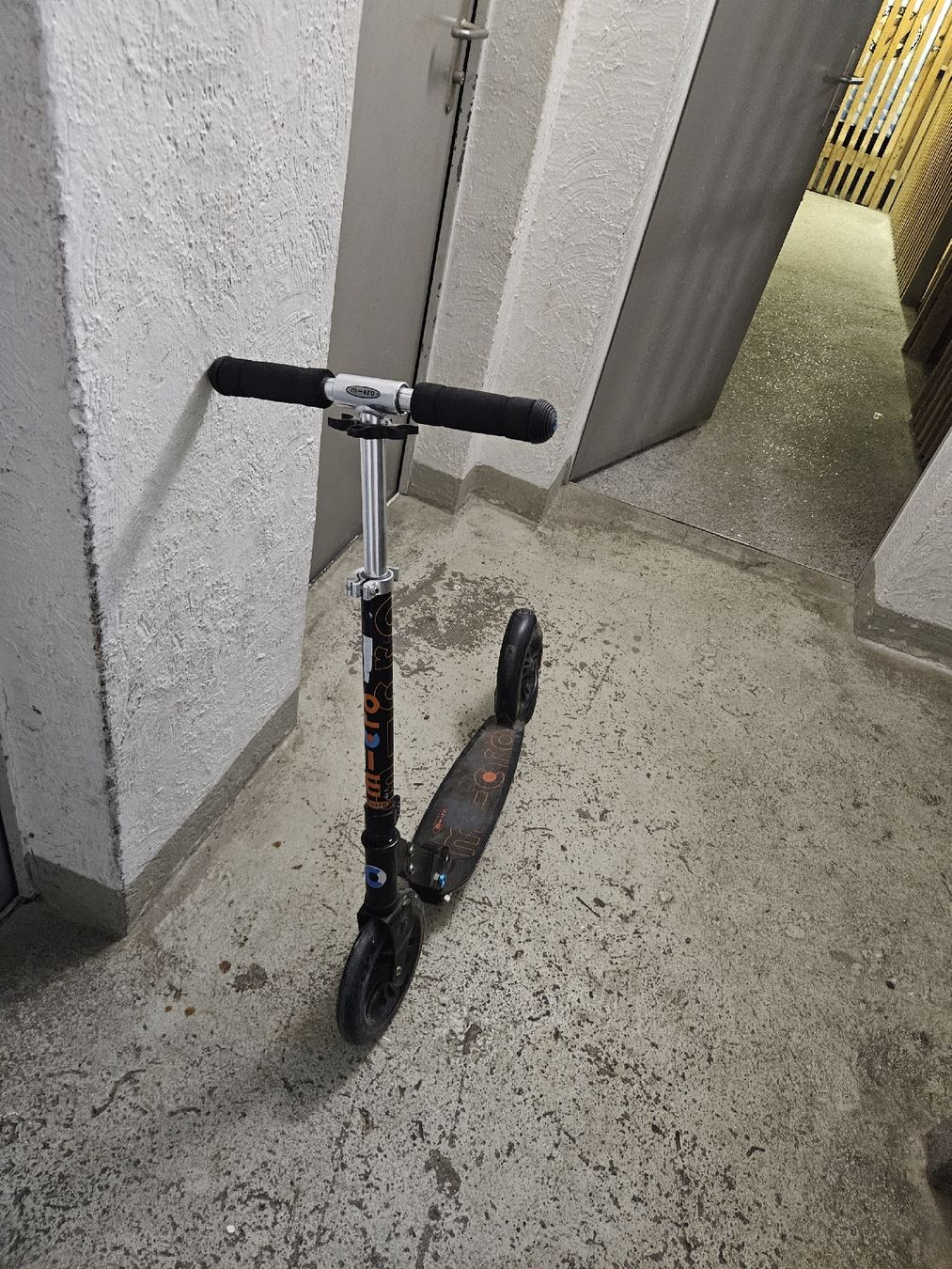 Micro Kickboard: Micro Scooter in gutem Zustand – Usato da Zürich venduto da Sleinsn 4