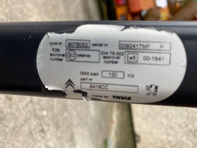 Thule Barres de toit: Dachträger – D'occasion à Münchenbuchsee par iomtt 1