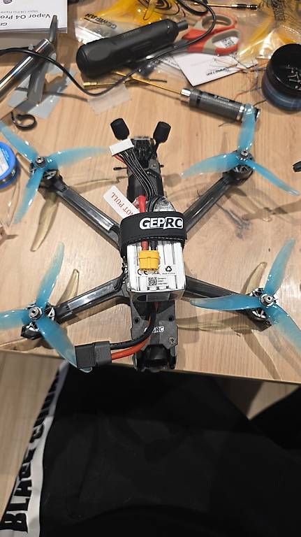 Modellismo RC: Kit Drone fvp avec lunette dji 3 – Usato da Ste-Croix venduto da Ophelie1992 1