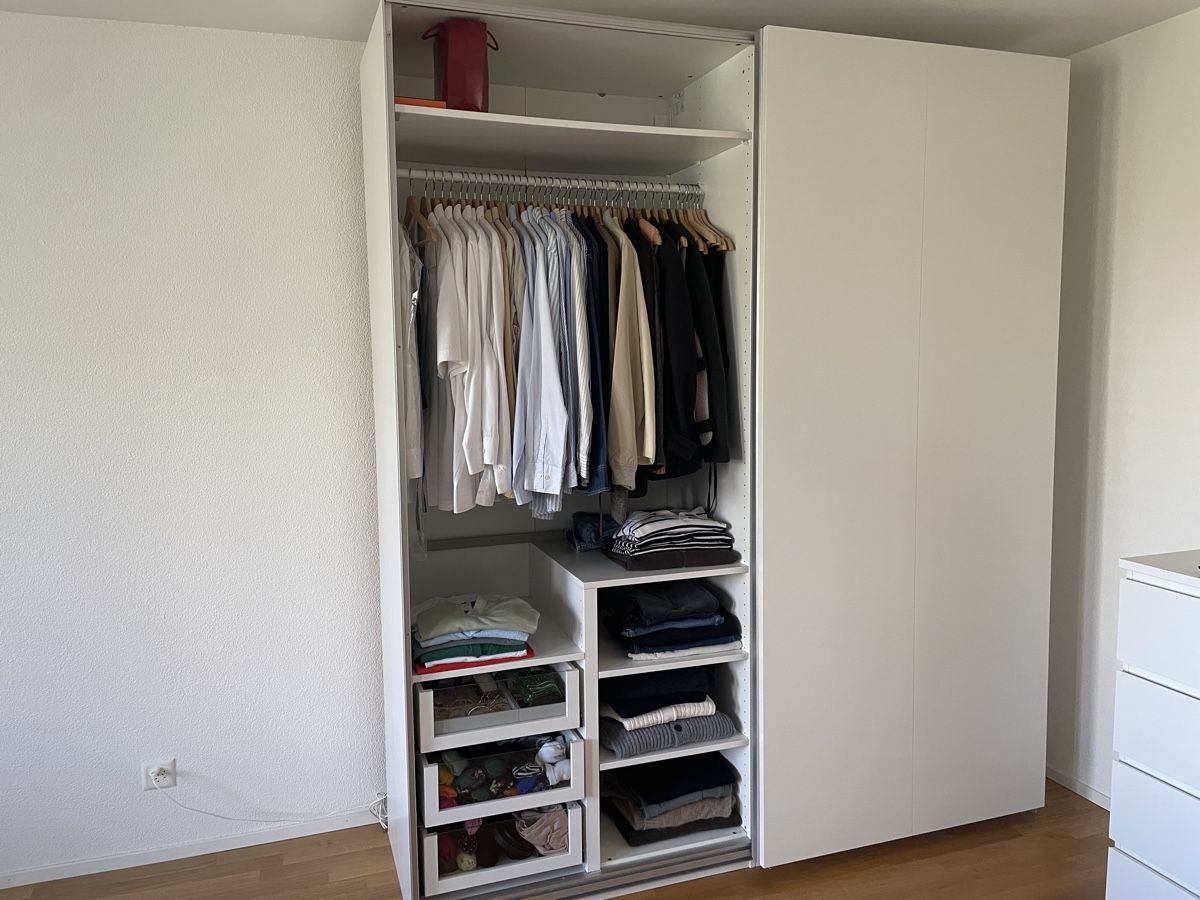 Ikea Armadi: Ikea PAX Schrank 2m breit – Usato da Zürich venduto da qku_5fsg 1