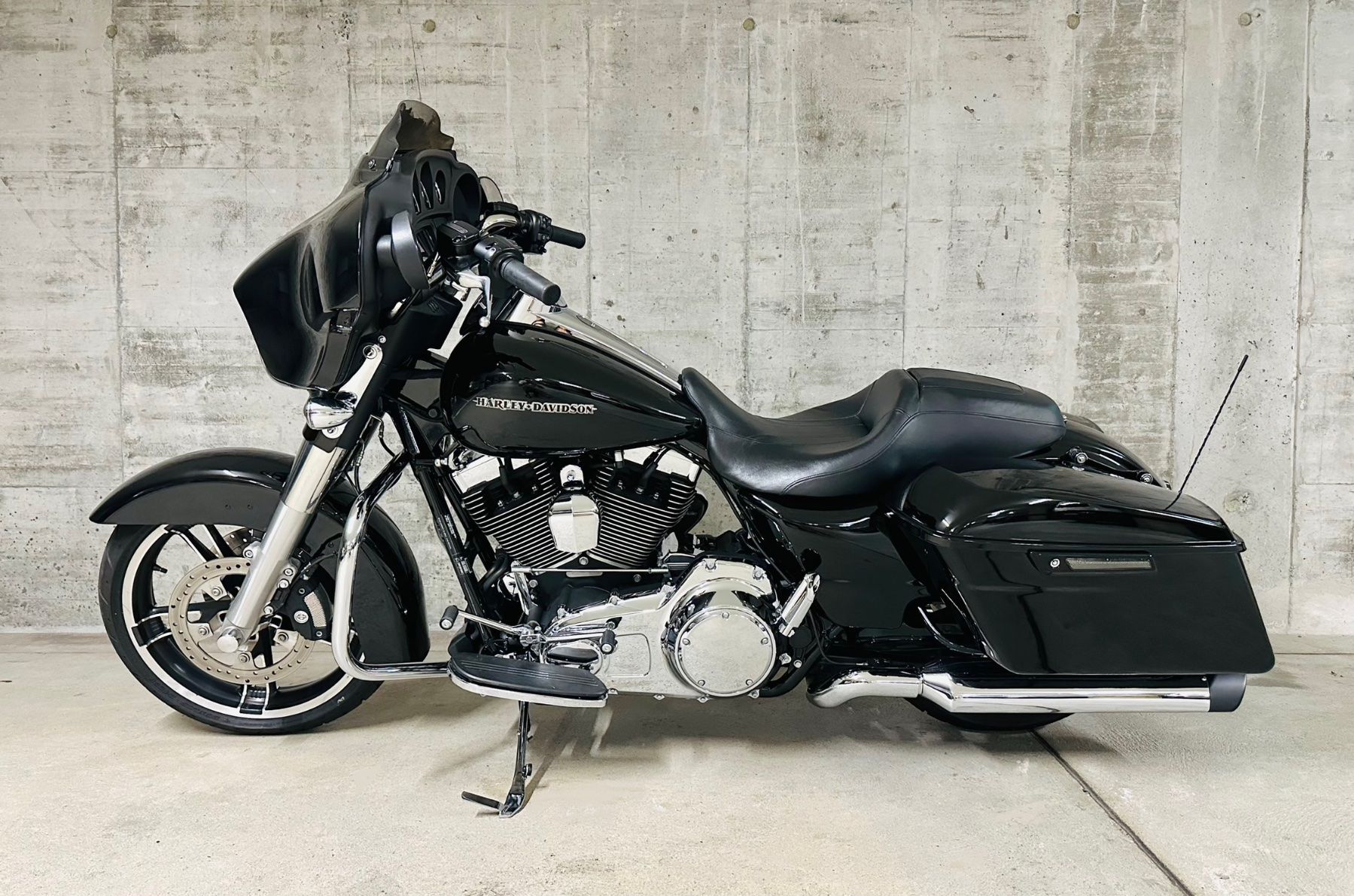 Harley-Davidson Touring: Harley Davidson Street Glide FLHX – Usato da Sempach venduto da suissero_loco 2
