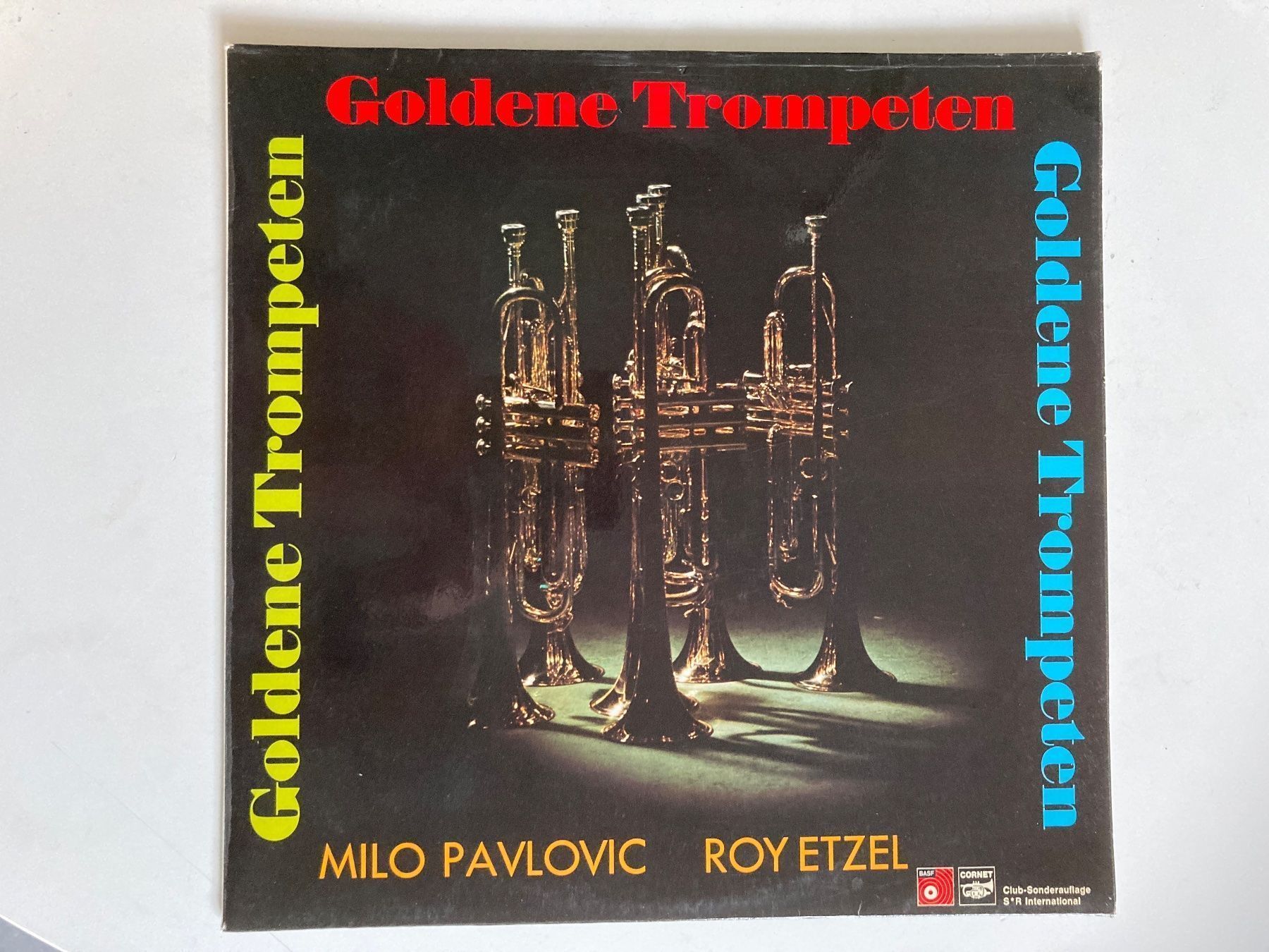 Schallplatten: Goldene Trompeten  - Milo Pavlovic & – Gebraucht aus Zürich von Chaeffeler