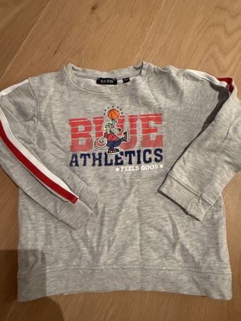 Cooles Sweatshirt für Jungs, Grösse 104