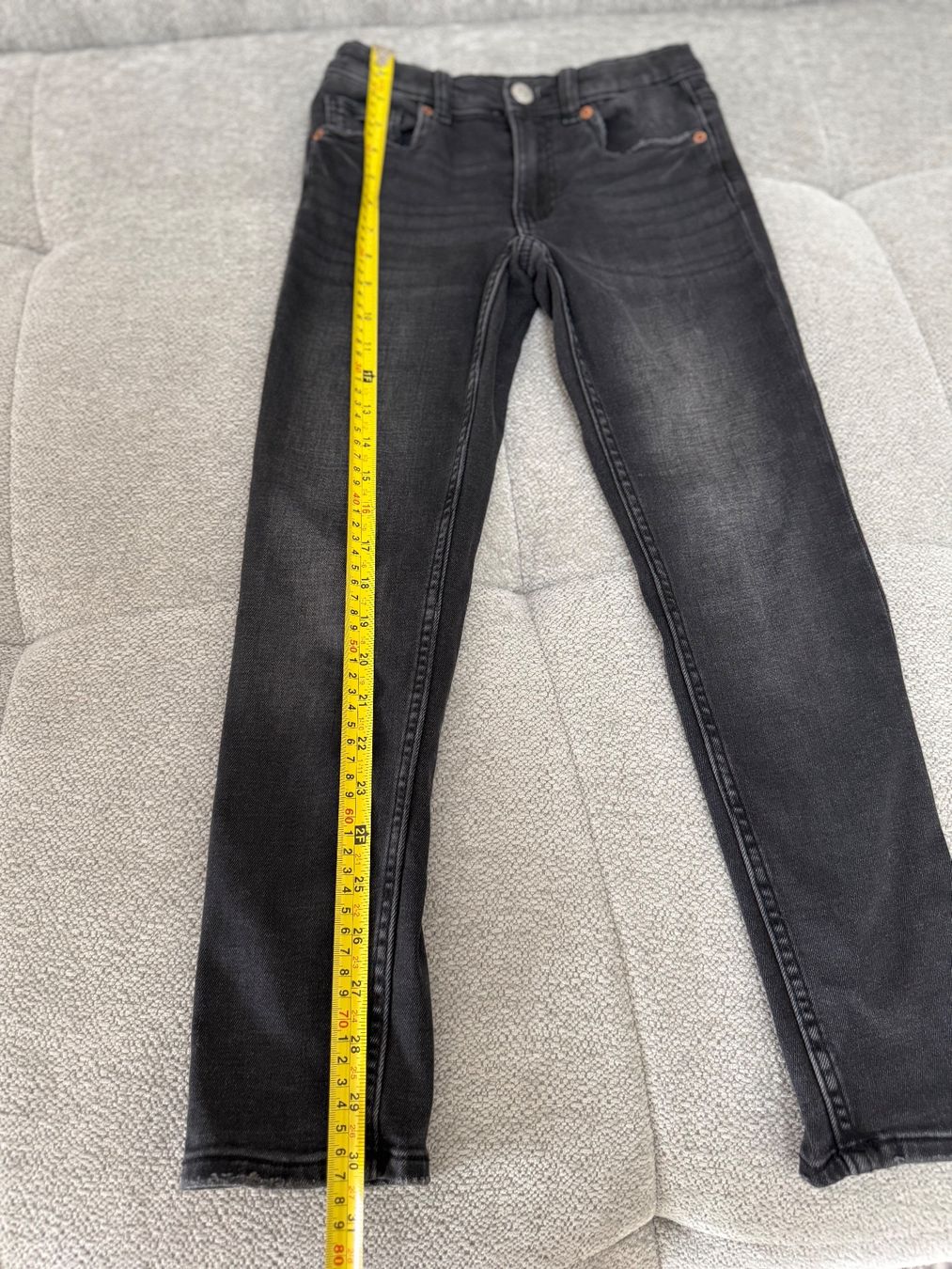 Zara Pantaloni: Zara Jeans Gr. 134 – Usato da Uetikon am See venduto da Fraufox1 1