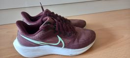 NIKE 36.5  wie Neue