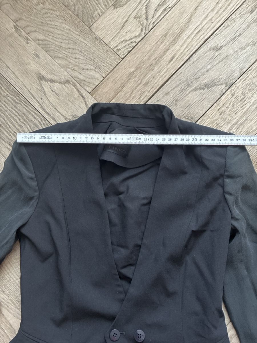Pinko Giacche: Pinko Blazer Schwarz Groesse 36 guter Zustand – Usato da Zürich venduto da Dsire 4