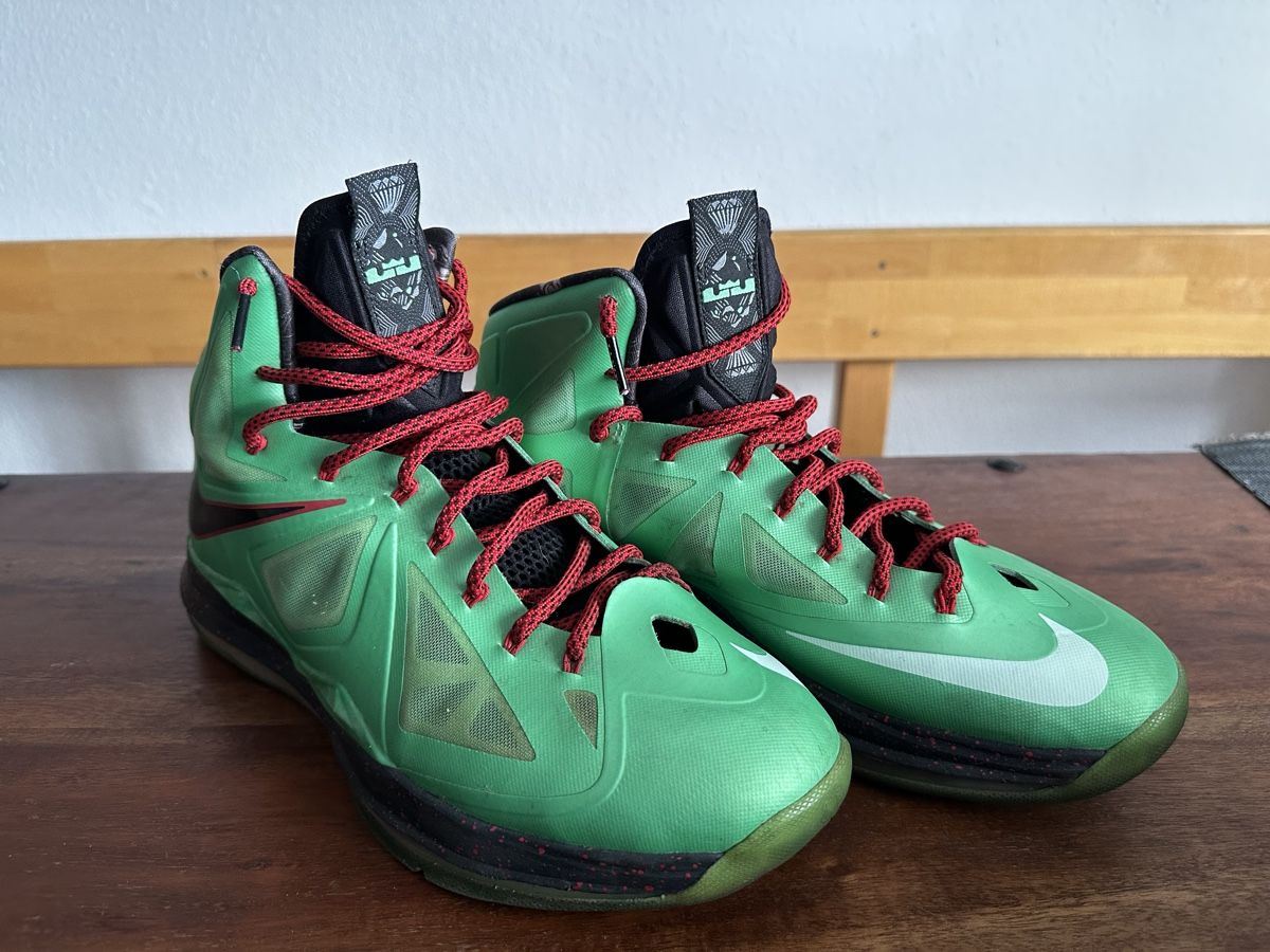 Nike Scarpe da uomo: Nike LeBron XI 11 Christmas Edition – Usato da Regensdorf venduto da Ksam01 1