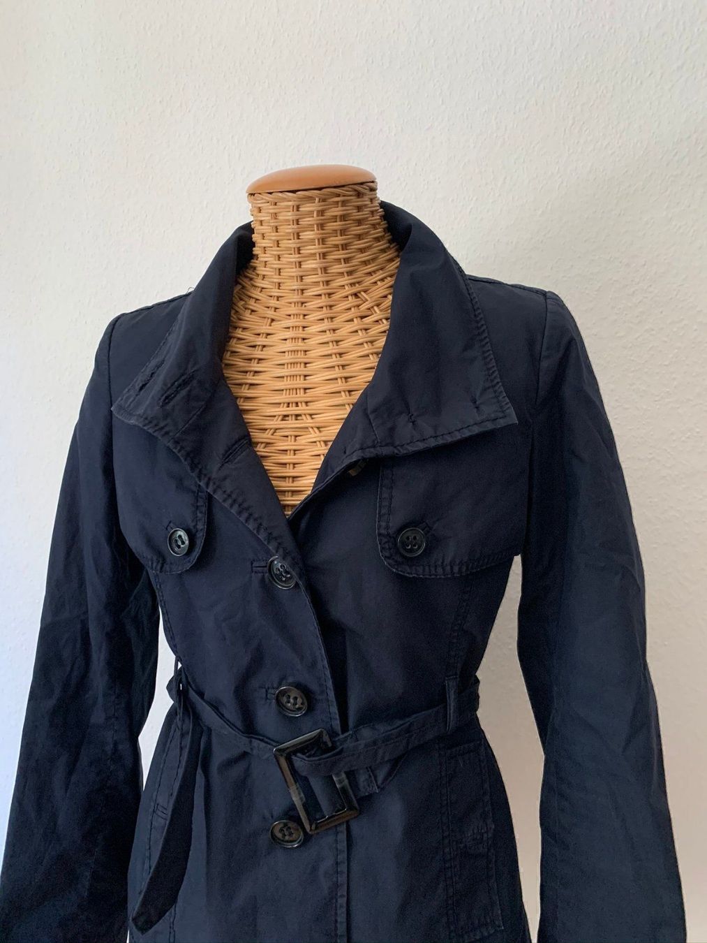 H&M Jacken: Jacke dunkelblau m. Gürtel - 34 – Gebraucht aus Zürich von Diazaio 1